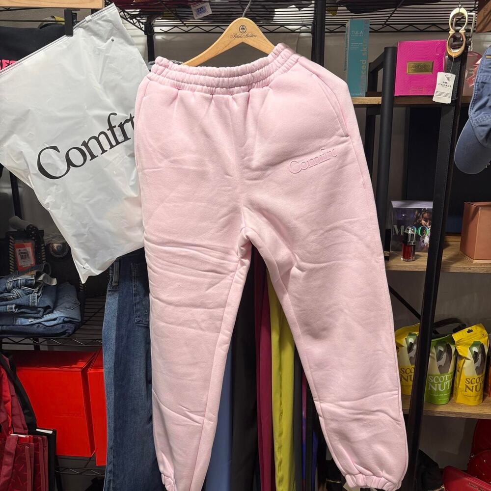 Pink comfrt sweatpants loungewear cozy